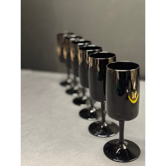 Set of 6 Vintage Hand-Blown Black Wine/Cocktail Glasses – 6" Tall - Picture 2 of 9